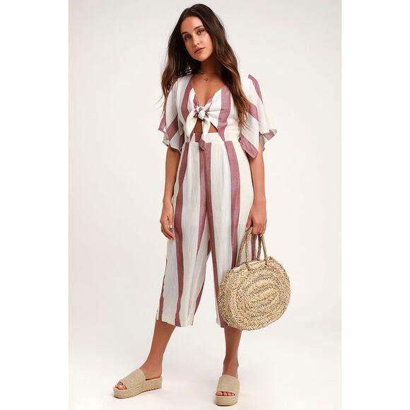 Lulus Jumpsuit Small Cream Red Rayna Striped Tie-Front Culotte Cropped Straight - Picture 1 of 16